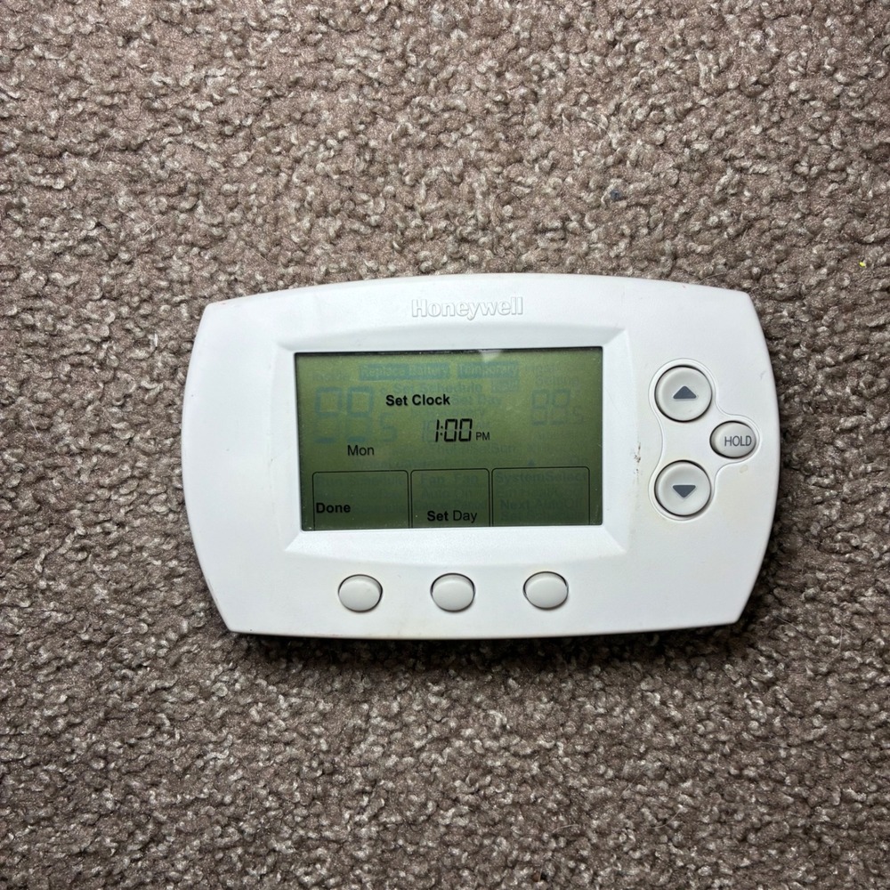 Honeywell TH6110D1021 FocusPRO 6000 Programmable Thermostat White Digital HVAC
